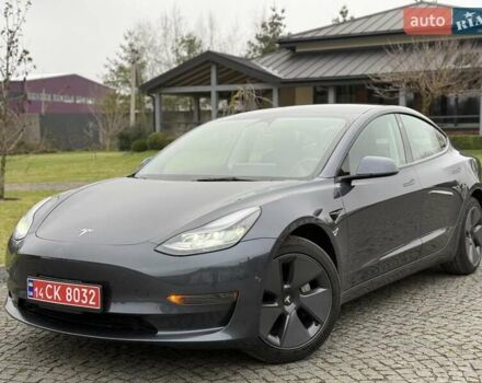 Серый Тесла Модель 3, объемом двигателя 0 л и пробегом 46 тыс. км за 20000 $, фото 24 на Automoto.ua