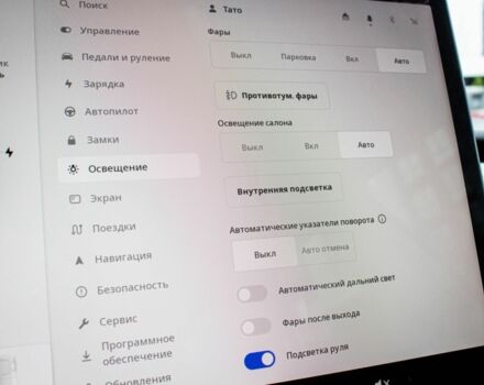 Сірий Тесла Модель 3, об'ємом двигуна 0 л та пробігом 28 тис. км за 22500 $, фото 23 на Automoto.ua