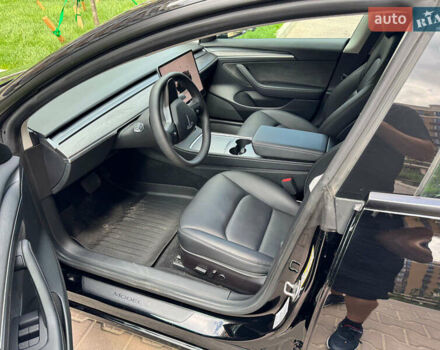 Серый Тесла Модель 3, объемом двигателя 0 л и пробегом 27 тыс. км за 20300 $, фото 8 на Automoto.ua