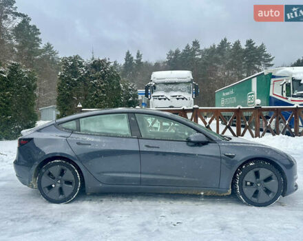 Серый Тесла Модель 3, объемом двигателя 0 л и пробегом 87 тыс. км за 19700 $, фото 5 на Automoto.ua