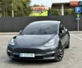 Серый Тесла Модель 3, объемом двигателя 0 л и пробегом 68 тыс. км за 22500 $, фото 2 на Automoto.ua