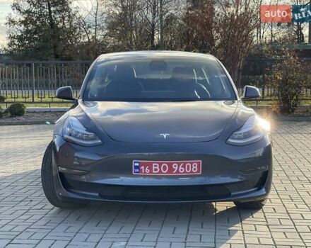 Серый Тесла Модель 3, объемом двигателя 0 л и пробегом 73 тыс. км за 22000 $, фото 2 на Automoto.ua
