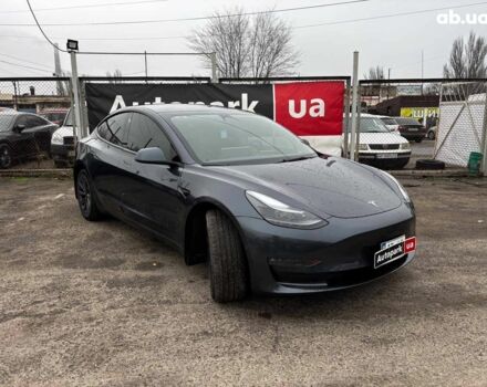 Серый Тесла Модель 3, объемом двигателя 0 л и пробегом 69 тыс. км за 25990 $, фото 6 на Automoto.ua