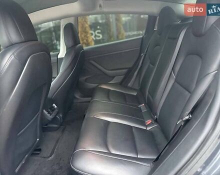 Серый Тесла Модель 3, объемом двигателя 0 л и пробегом 160 тыс. км за 19500 $, фото 22 на Automoto.ua