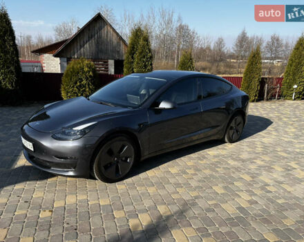 Серый Тесла Модель 3, объемом двигателя 0 л и пробегом 70 тыс. км за 19200 $, фото 18 на Automoto.ua