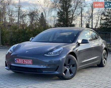 Серый Тесла Модель 3, объемом двигателя 0 л и пробегом 73 тыс. км за 22000 $, фото 5 на Automoto.ua