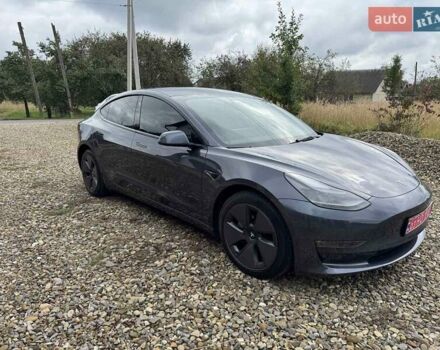 Сірий Тесла Модель 3, об'ємом двигуна 0 л та пробігом 41 тис. км за 24500 $, фото 1 на Automoto.ua