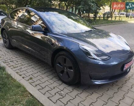 Серый Тесла Модель 3, объемом двигателя 0 л и пробегом 31 тыс. км за 18400 $, фото 9 на Automoto.ua