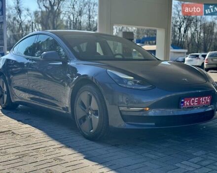Сірий Тесла Модель 3, об'ємом двигуна 0 л та пробігом 64 тис. км за 21500 $, фото 5 на Automoto.ua