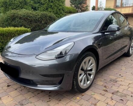 Серый Тесла Модель 3, объемом двигателя 0 л и пробегом 25 тыс. км за 15100 $, фото 2 на Automoto.ua