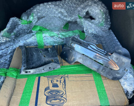 Сірий Тесла Модель 3, об'ємом двигуна 0 л та пробігом 81 тис. км за 18555 $, фото 31 на Automoto.ua