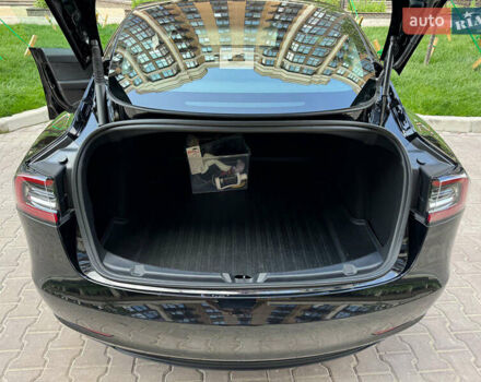 Серый Тесла Модель 3, объемом двигателя 0 л и пробегом 27 тыс. км за 20300 $, фото 14 на Automoto.ua