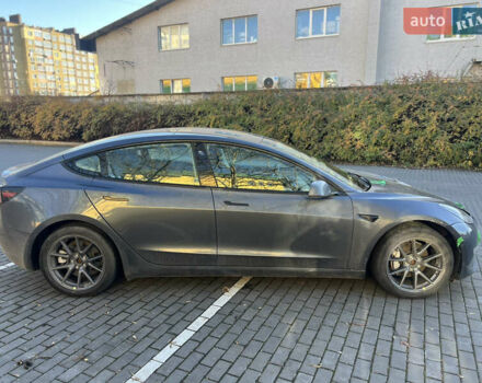 Сірий Тесла Модель 3, об'ємом двигуна 0 л та пробігом 81 тис. км за 18555 $, фото 6 на Automoto.ua