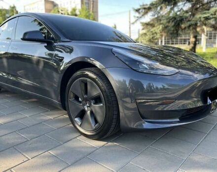 Сірий Тесла Модель 3, об'ємом двигуна 0 л та пробігом 28 тис. км за 18000 $, фото 4 на Automoto.ua