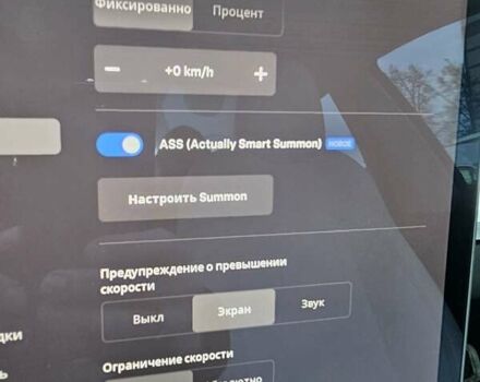 Серый Тесла Модель 3, объемом двигателя 0 л и пробегом 49 тыс. км за 27900 $, фото 12 на Automoto.ua