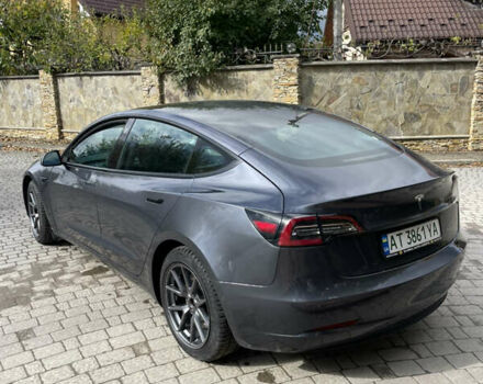 Серый Тесла Модель 3, объемом двигателя 0 л и пробегом 78 тыс. км за 19900 $, фото 5 на Automoto.ua