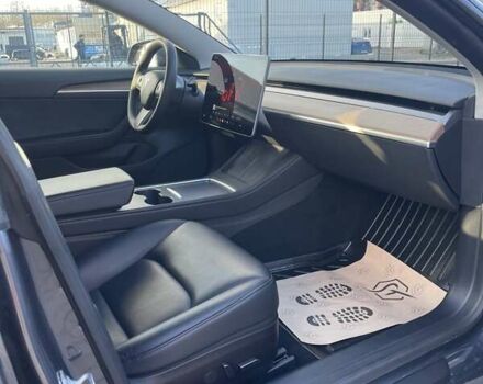 Серый Тесла Модель 3, объемом двигателя 0 л и пробегом 73 тыс. км за 22000 $, фото 36 на Automoto.ua