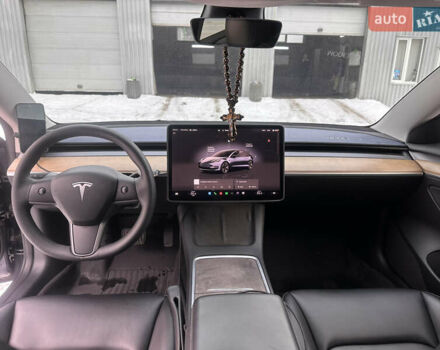 Серый Тесла Модель 3, объемом двигателя 0 л и пробегом 109 тыс. км за 20500 $, фото 13 на Automoto.ua