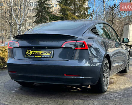 Сірий Тесла Модель 3, об'ємом двигуна 0 л та пробігом 194 тис. км за 20900 $, фото 6 на Automoto.ua