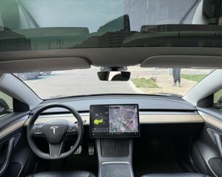 Серый Тесла Модель 3, объемом двигателя 0 л и пробегом 95 тыс. км за 19500 $, фото 9 на Automoto.ua