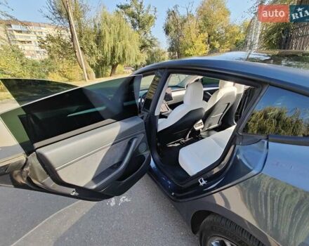 Серый Тесла Модель 3, объемом двигателя 0 л и пробегом 39 тыс. км за 26500 $, фото 10 на Automoto.ua