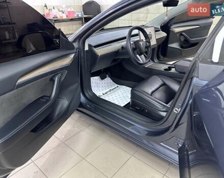 Серый Тесла Модель 3, объемом двигателя 0 л и пробегом 57 тыс. км за 19999 $, фото 34 на Automoto.ua