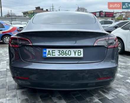 Серый Тесла Модель 3, объемом двигателя 0 л и пробегом 72 тыс. км за 23000 $, фото 12 на Automoto.ua