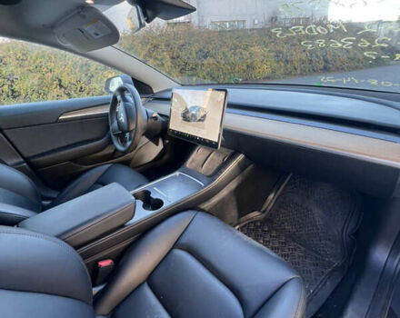 Сірий Тесла Модель 3, об'ємом двигуна 0 л та пробігом 81 тис. км за 18555 $, фото 13 на Automoto.ua