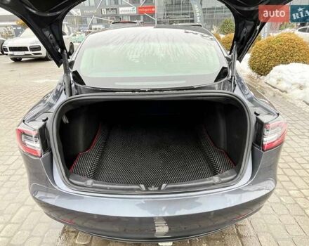 Сірий Тесла Модель 3, об'ємом двигуна 0 л та пробігом 194 тис. км за 22000 $, фото 10 на Automoto.ua