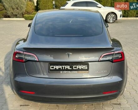 Серый Тесла Модель 3, объемом двигателя 0 л и пробегом 82 тыс. км за 24500 $, фото 5 на Automoto.ua