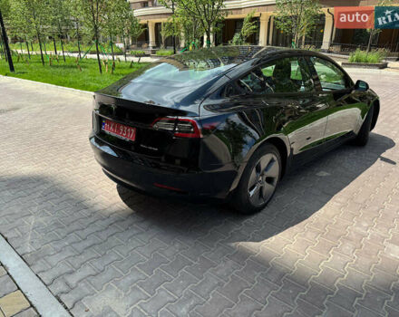 Серый Тесла Модель 3, объемом двигателя 0 л и пробегом 27 тыс. км за 20300 $, фото 2 на Automoto.ua