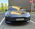 Серый Тесла Модель 3, объемом двигателя 0 л и пробегом 49 тыс. км за 24500 $, фото 2 на Automoto.ua