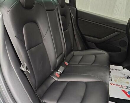 Сірий Тесла Модель 3, об'ємом двигуна 0 л та пробігом 32 тис. км за 21500 $, фото 19 на Automoto.ua