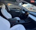 Серый Тесла Модель 3, объемом двигателя 0 л и пробегом 82 тыс. км за 22300 $, фото 15 на Automoto.ua