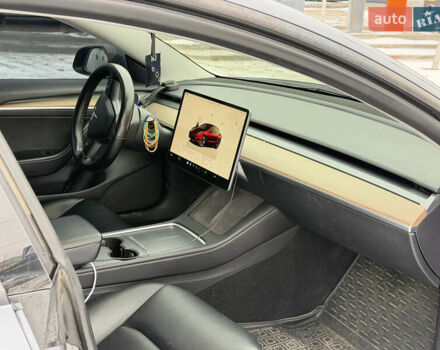 Сірий Тесла Модель 3, об'ємом двигуна 0 л та пробігом 118 тис. км за 20500 $, фото 6 на Automoto.ua