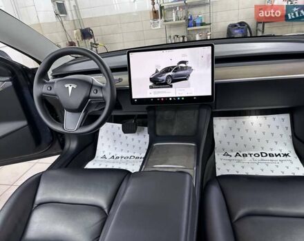 Серый Тесла Модель 3, объемом двигателя 0 л и пробегом 57 тыс. км за 19999 $, фото 37 на Automoto.ua