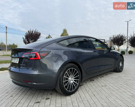 Серый Тесла Модель 3, объемом двигателя 0 л и пробегом 76 тыс. км за 20800 $, фото 7 на Automoto.ua