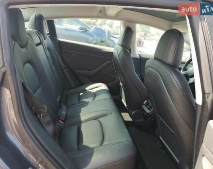 Сірий Тесла Модель 3, об'ємом двигуна 0 л та пробігом 30 тис. км за 7000 $, фото 9 на Automoto.ua