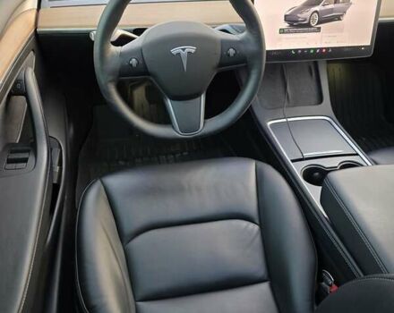 Серый Тесла Модель 3, объемом двигателя 0 л и пробегом 86 тыс. км за 18900 $, фото 15 на Automoto.ua