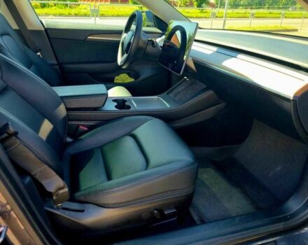 Тесла Модель 3 2022 в Киеве на Automoto.ua Серый Тесла Модель 3, объемом двигателя 0 л и пробегом 69 тыс. км за 18500 $, фото 6 на Automoto.ua