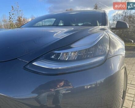 Серый Тесла Модель 3, объемом двигателя 0 л и пробегом 73 тыс. км за 22000 $, фото 21 на Automoto.ua