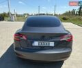Серый Тесла Модель 3, объемом двигателя 0 л и пробегом 42 тыс. км за 23900 $, фото 6 на Automoto.ua