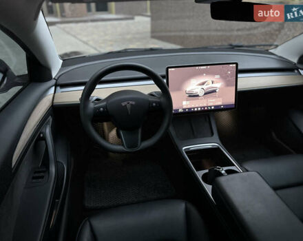 Сірий Тесла Модель 3, об'ємом двигуна 0 л та пробігом 28 тис. км за 23900 $, фото 28 на Automoto.ua