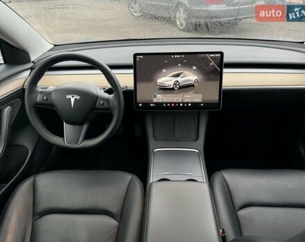 Серый Тесла Модель 3, объемом двигателя 0 л и пробегом 39 тыс. км за 23290 $, фото 29 на Automoto.ua
