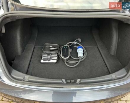 Тесла Модель 3 2023 у Вінниці на Automoto.ua Сірий Тесла Модель 3, об'ємом двигуна 0 л та пробігом 67 тис. км за 20000 $, фото 12 на Automoto.ua