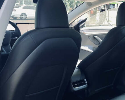 Сірий Тесла Модель 3, об'ємом двигуна 0 л та пробігом 6 тис. км за 21950 $, фото 9 на Automoto.ua