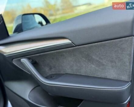 Сірий Тесла Модель 3, об'ємом двигуна 0 л та пробігом 90 тис. км за 21999 $, фото 65 на Automoto.ua