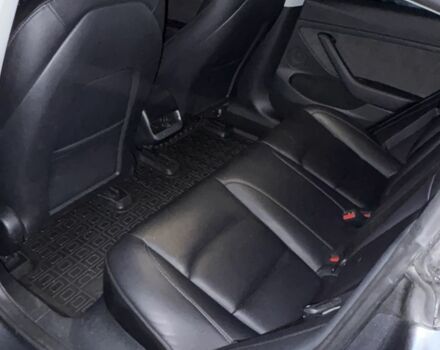 Сірий Тесла Модель 3, об'ємом двигуна 0 л та пробігом 22 тис. км за 23000 $, фото 5 на Automoto.ua