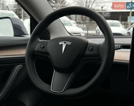 Серый Тесла Модель 3, объемом двигателя 0 л и пробегом 4 тыс. км за 20793 $, фото 25 на Automoto.ua