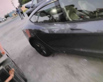 Сірий Тесла Модель 3, об'ємом двигуна 0 л та пробігом 6 тис. км за 18000 $, фото 4 на Automoto.ua